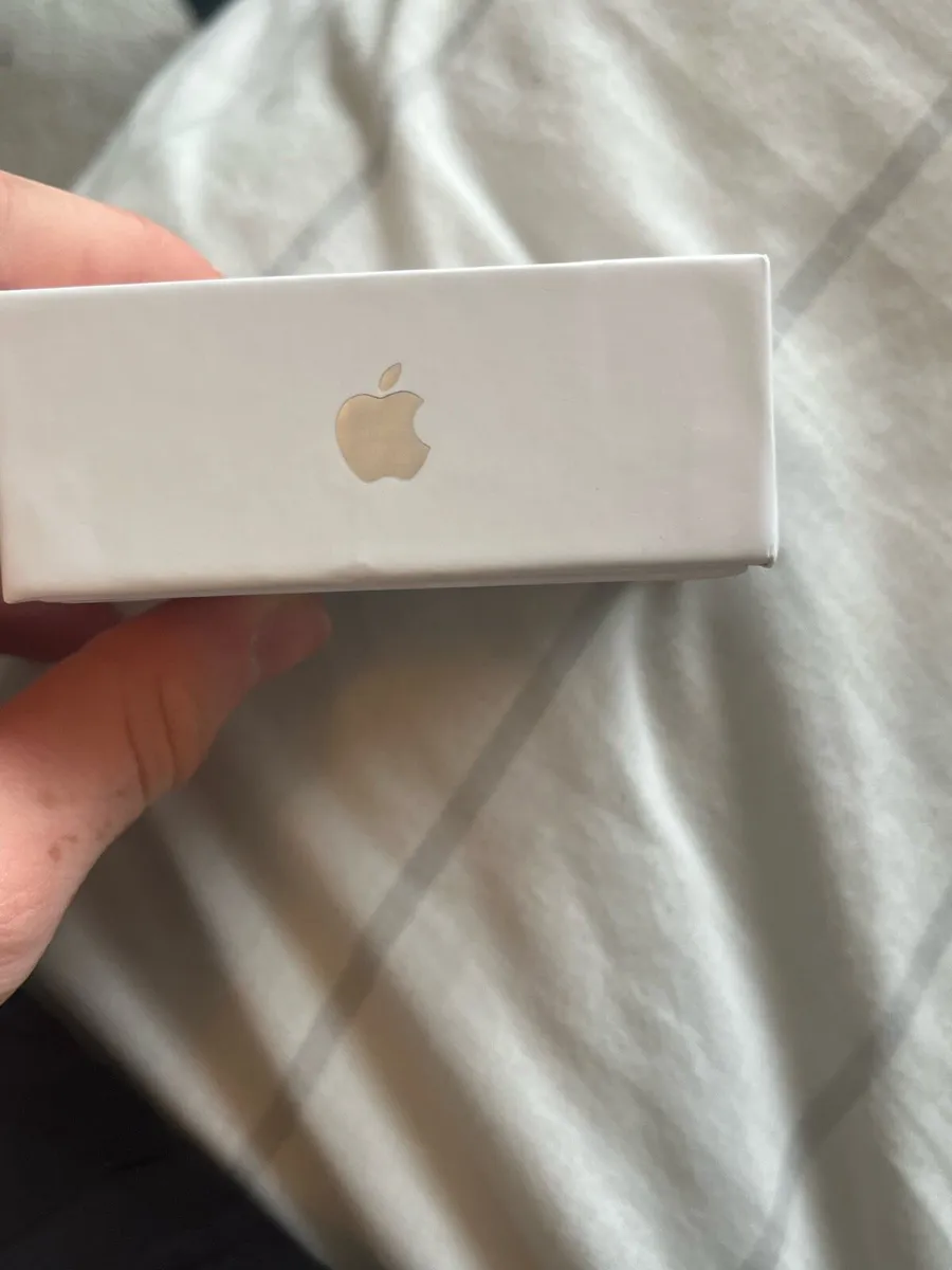 Apple AirPods 4 - Image 4