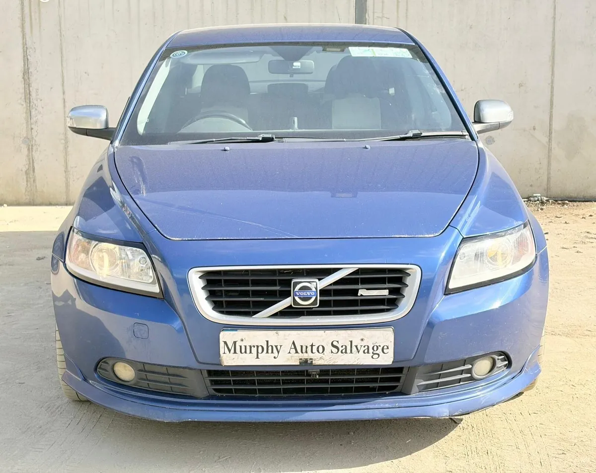 2008 Volvo S40 for parts - Image 1