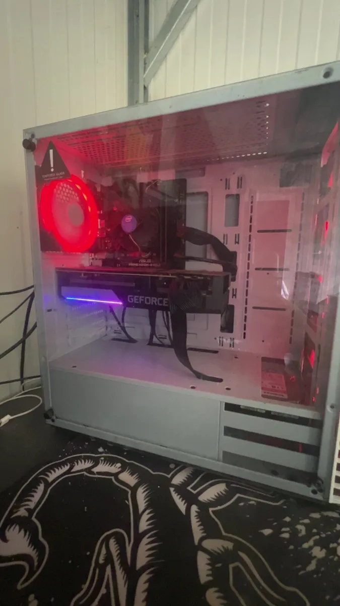 Gaming Setup - Image 2