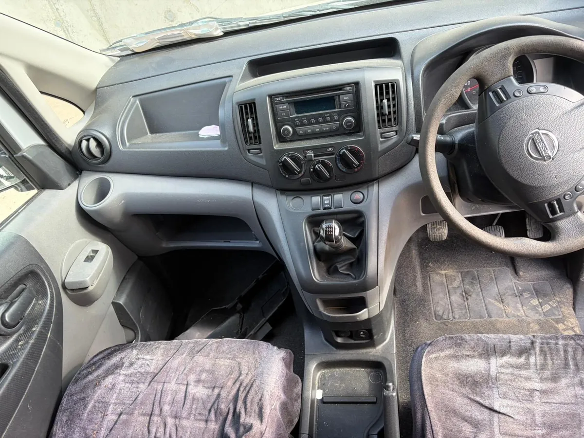 2016 NV 200 parts - Image 3