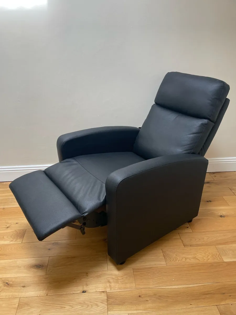 Reclining Chair - Image 3