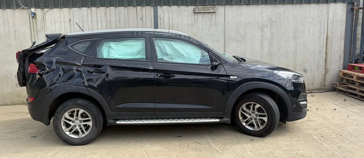 2017 Hyundai Tucson parts - Image 4