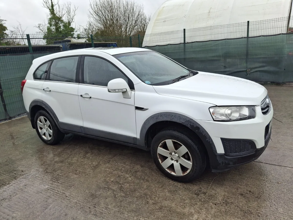 2014 Holden Captiva  7 seater  Automatic - Image 1