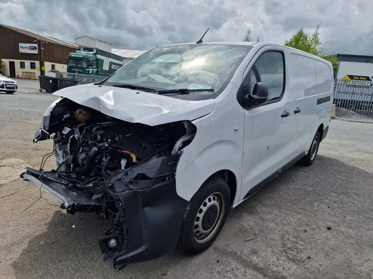 25 TOYOTA PROACE  2.0 D AUTO FOR BREAKING - Image 1