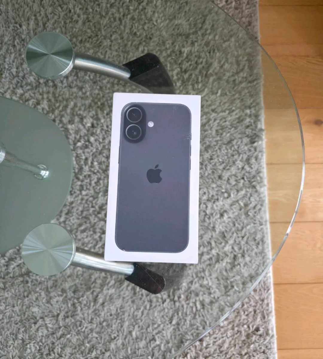 Apple Iphone 17 256GB IRISH - Image 1