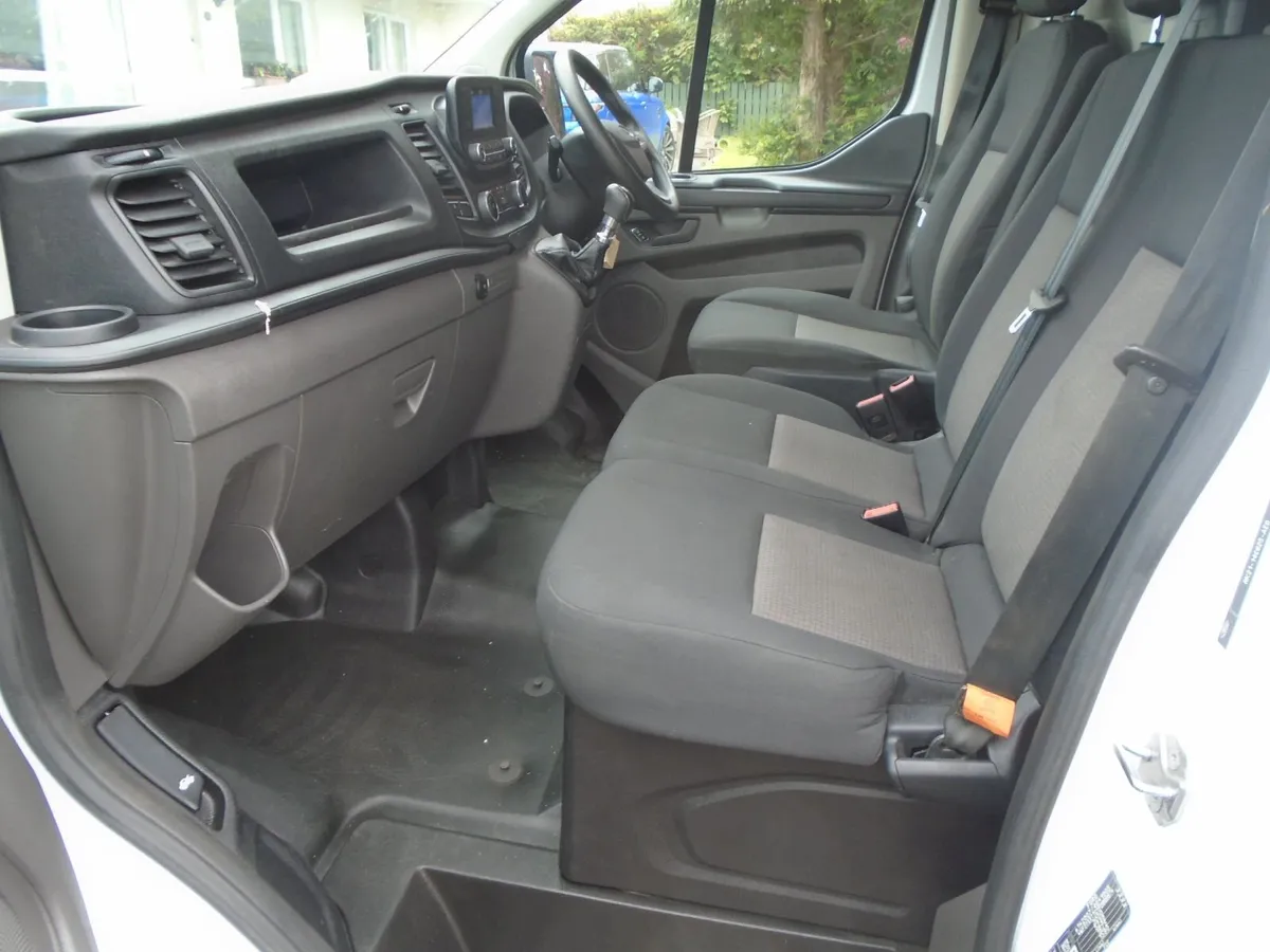 2023 Ford Transit Custom LWB 130HP. - Image 4