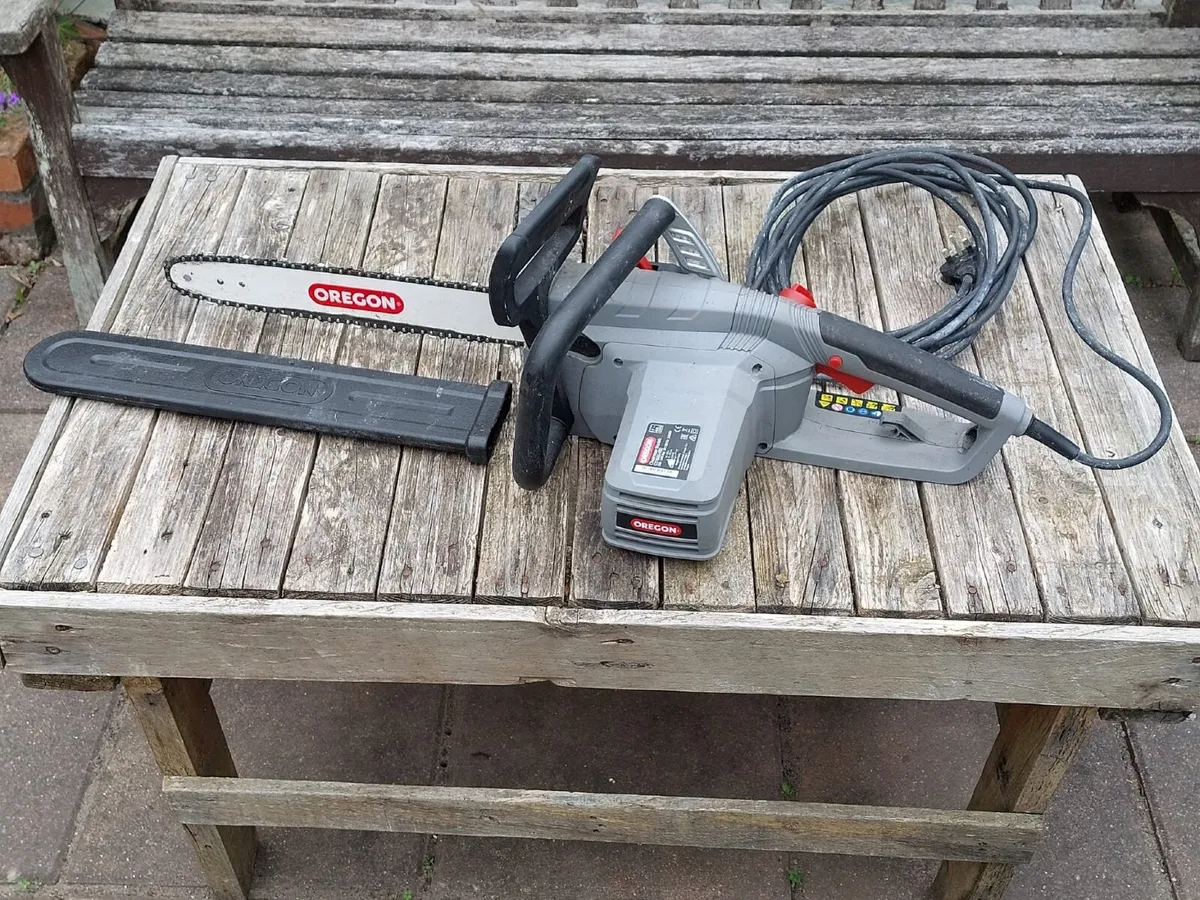 Chainsaw