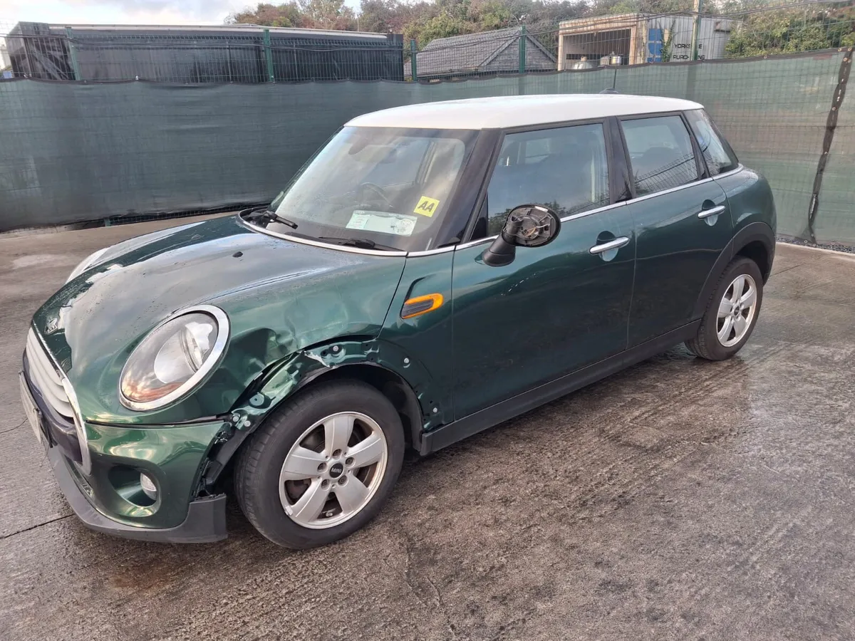 2015 Mini Cooper  Automatic Light Damage - Image 2