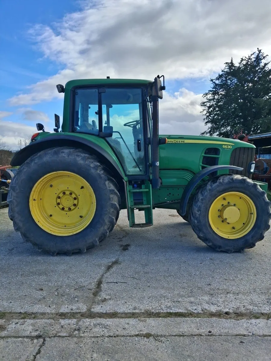 2010 JOHN DEERE 6630 PREMIUM - Image 1