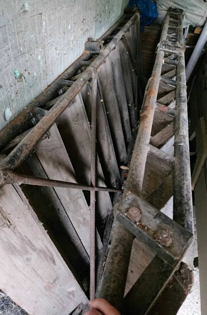 Heavy duty stairs - Image 3