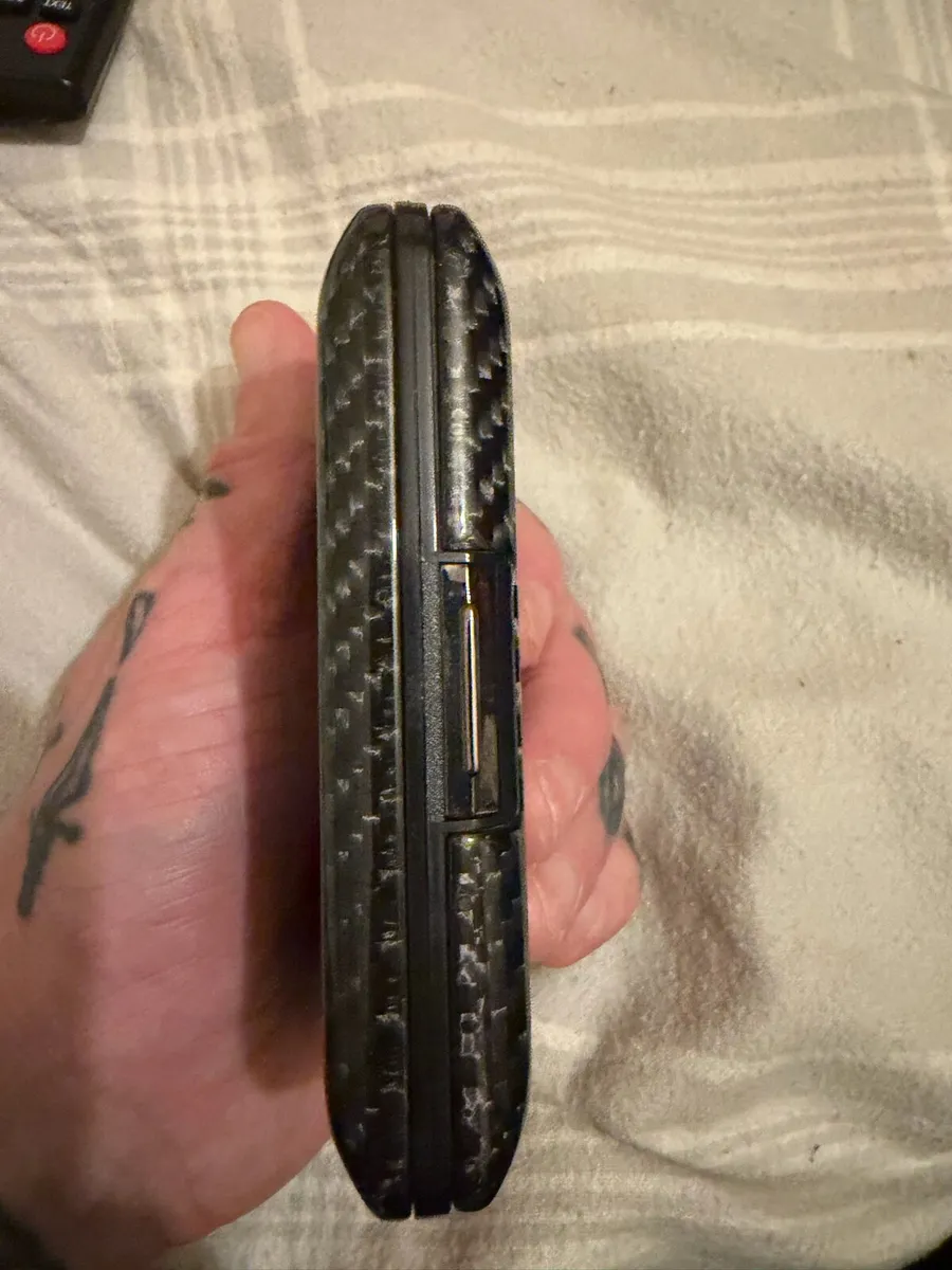 Ogon carbon fibre card case - Image 3