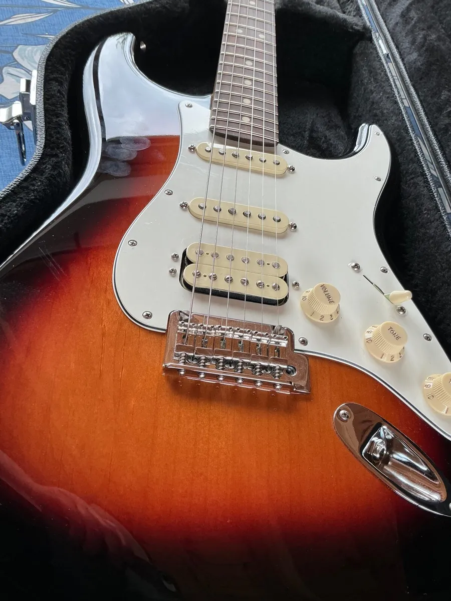 Fender Stratocaster player 2 70th anniversary inc - Image 1