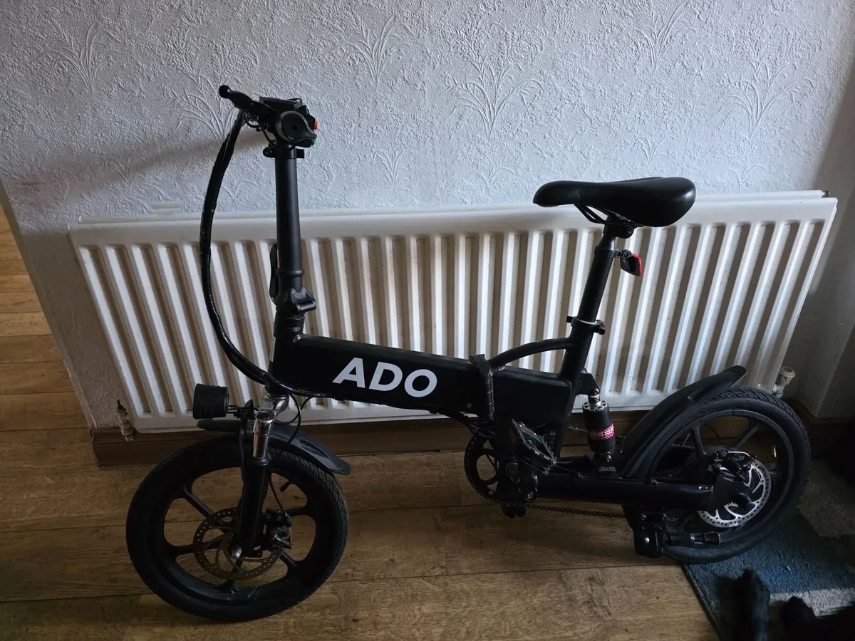 Electric Bicycle - Rarely Used. Includes Free Acc. - Image 4