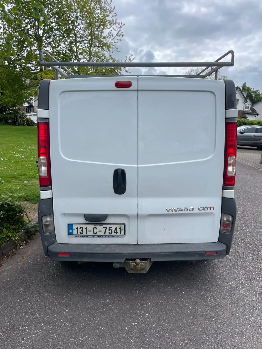 Van - Image 2