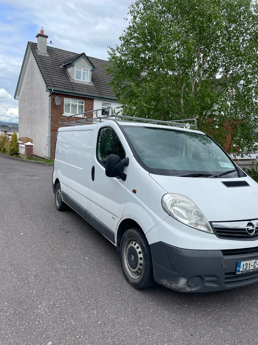 Van - Image 4