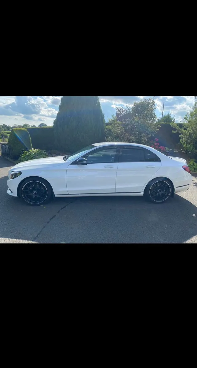 Mercedes c220 Sport - Image 2