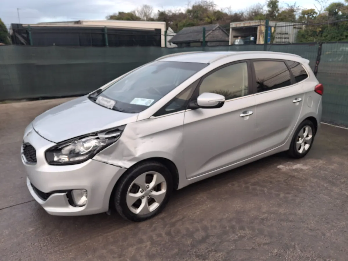 162 Kia Carens 7 seater 1.7 Diesel - Image 2