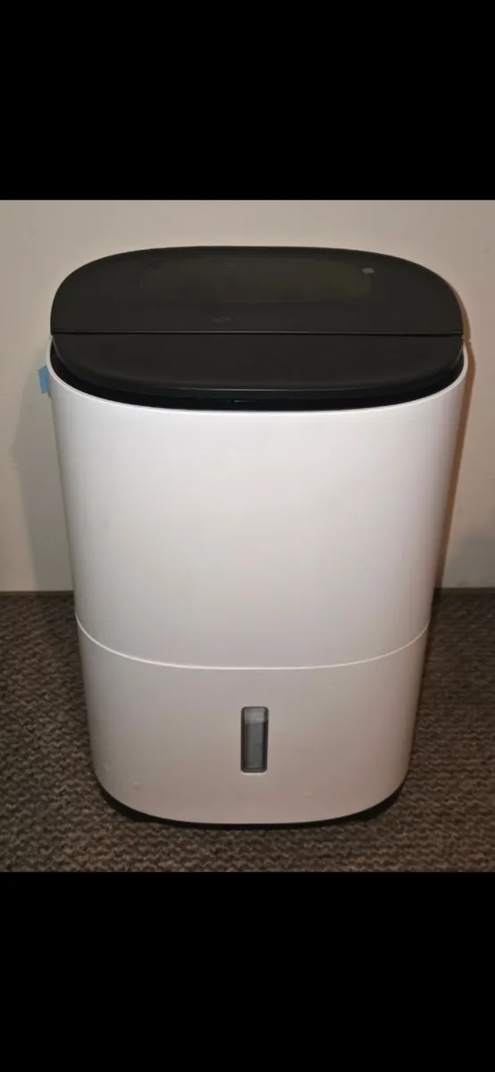 Meaco 12L Dehumidifier / Air Purifier - Image 1