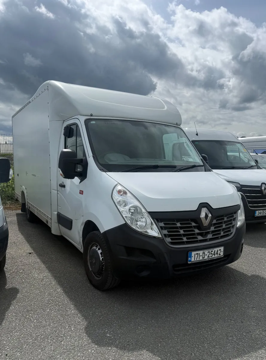 2017 Renault Master low loader Luton - Image 4
