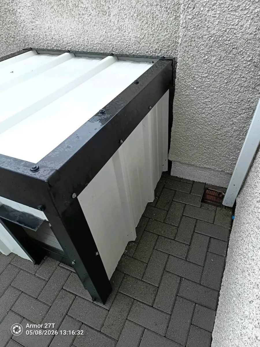 Large dog kennel - Image 3