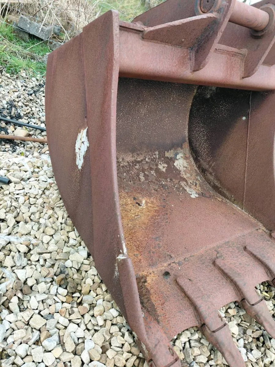 Digging bucket - Image 2