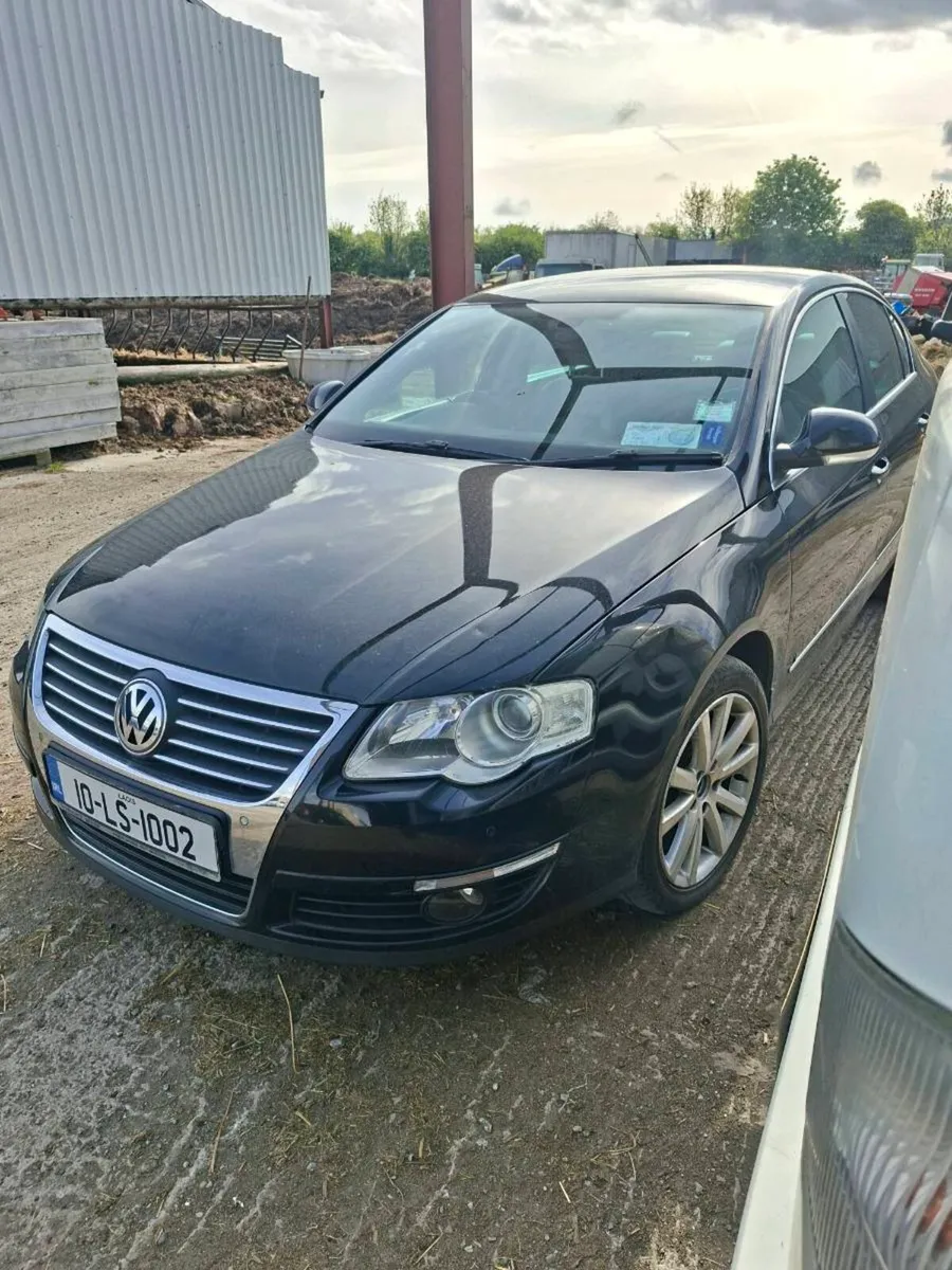 VW PASSAT 2010 - Image 2