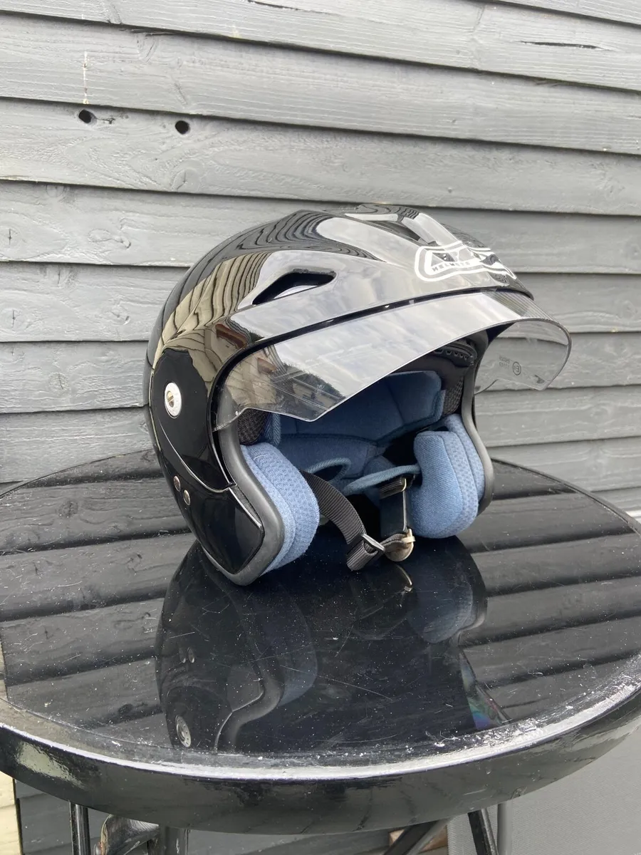 Motorcycle Helmets - Image 1