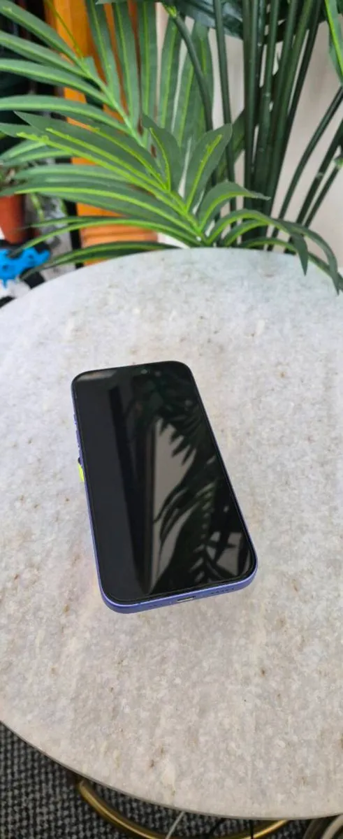 Iphone 16 - Image 3