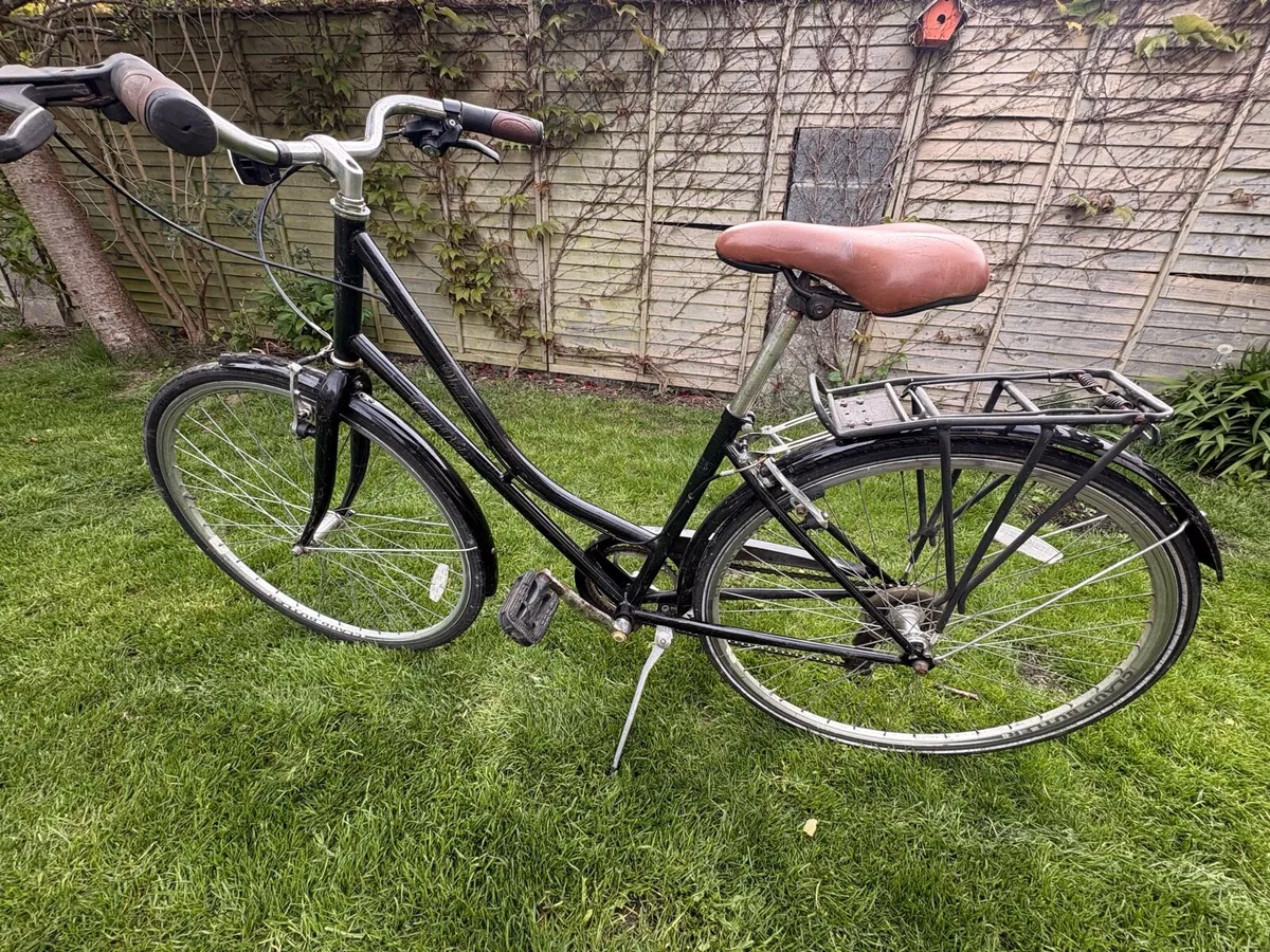 Claud Butler Ladies Bicycle - Image 2