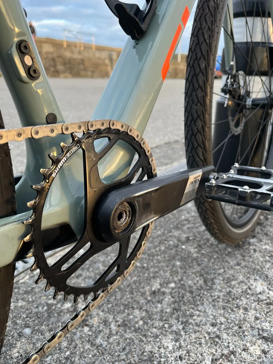 Cube Cross Race C:62 Pro Carbon Gravel Road Bike - Image 3