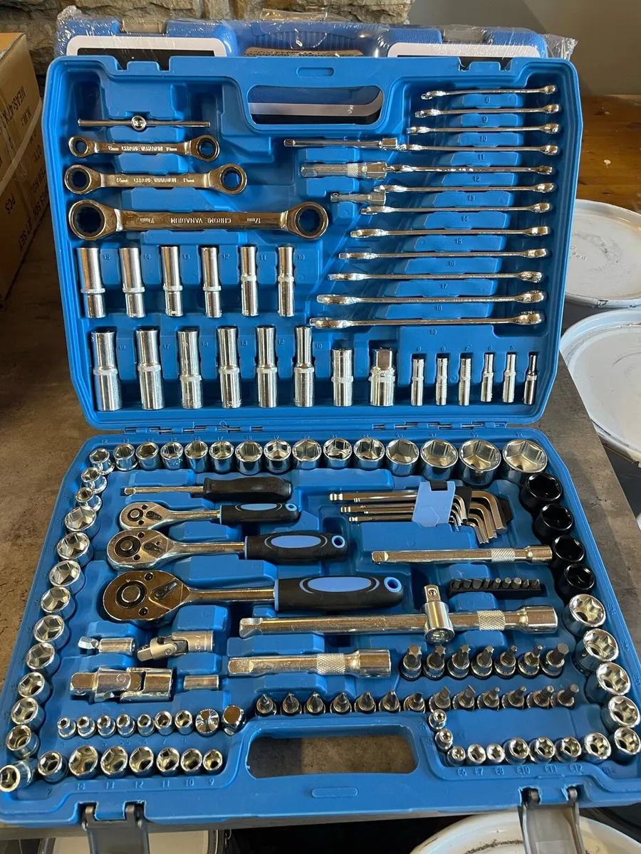 Socket set 151pc - Image 1