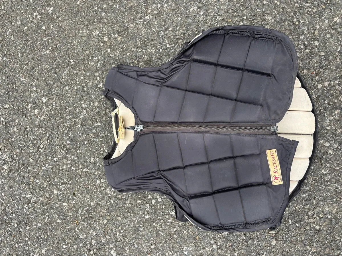 race safe body protector - Image 1