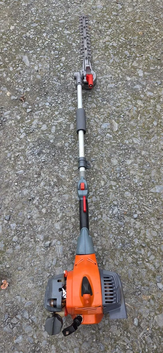 Oleo-Mac Hedge trimmer - Image 4