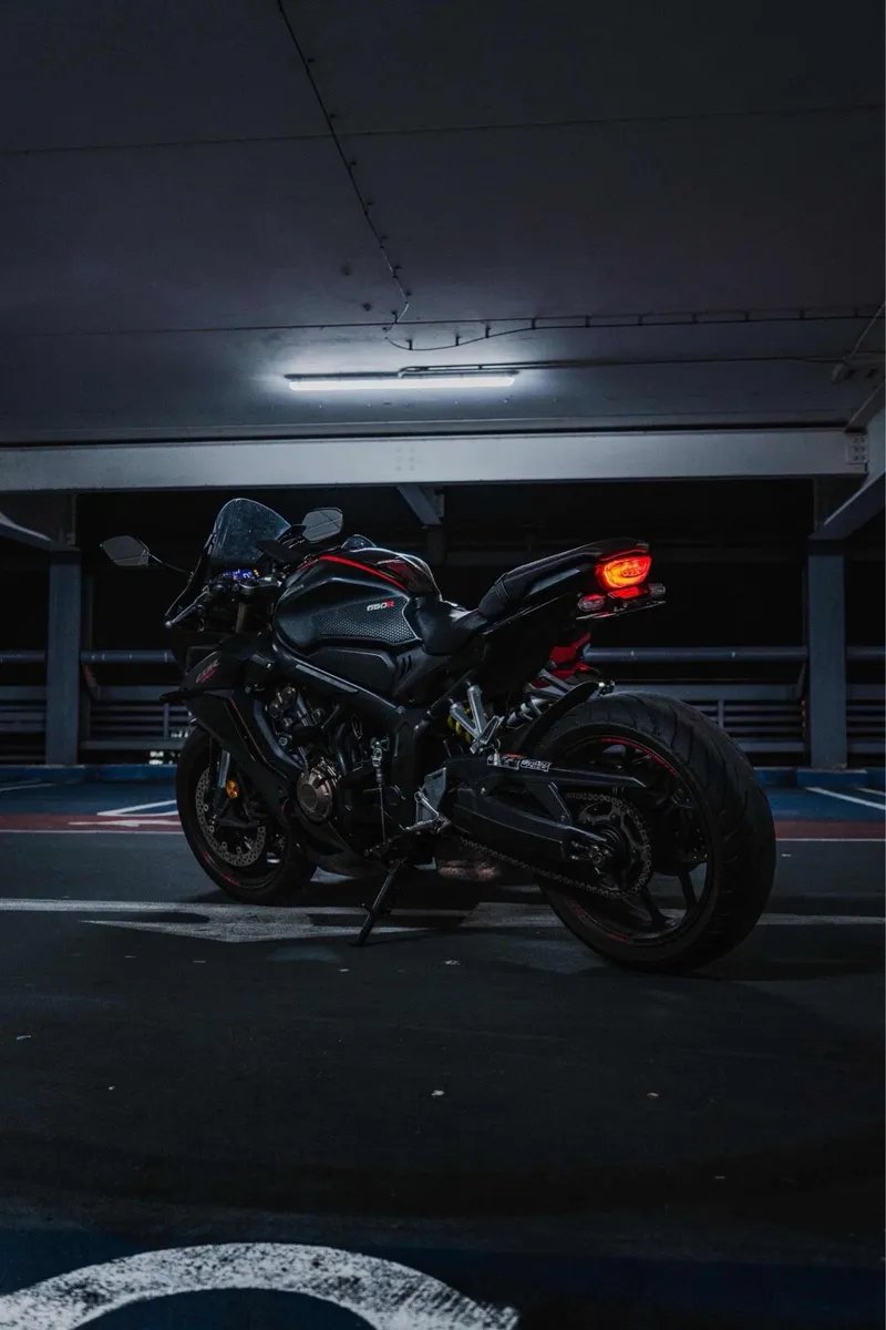 Honda Cbr650r - Image 1