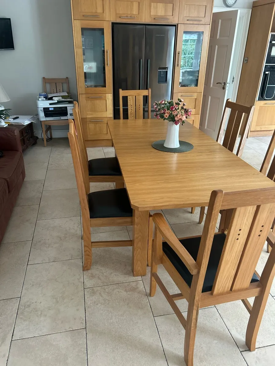 Kitchen table - Image 2
