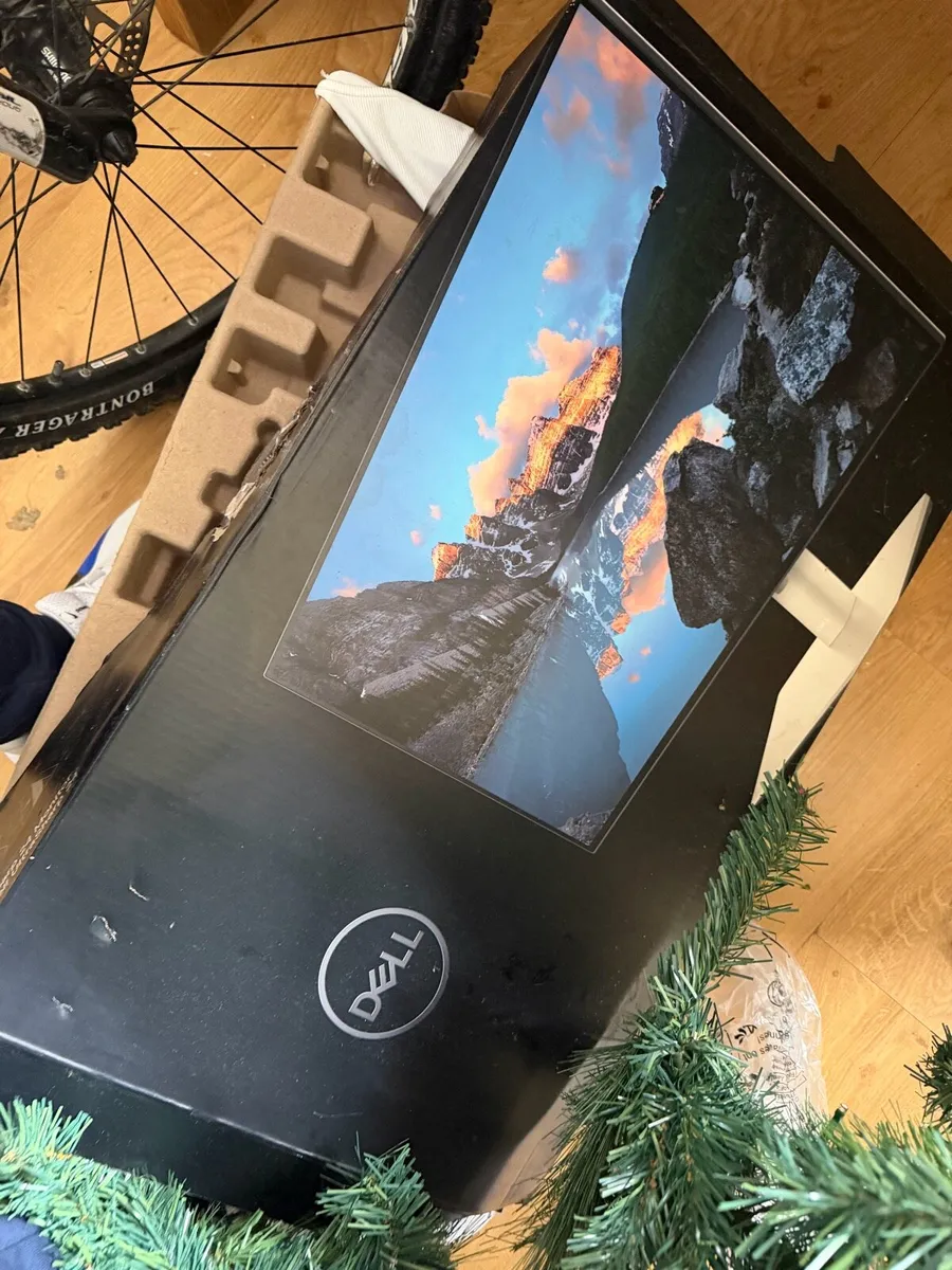 Dell monitor 24 inch - Image 2
