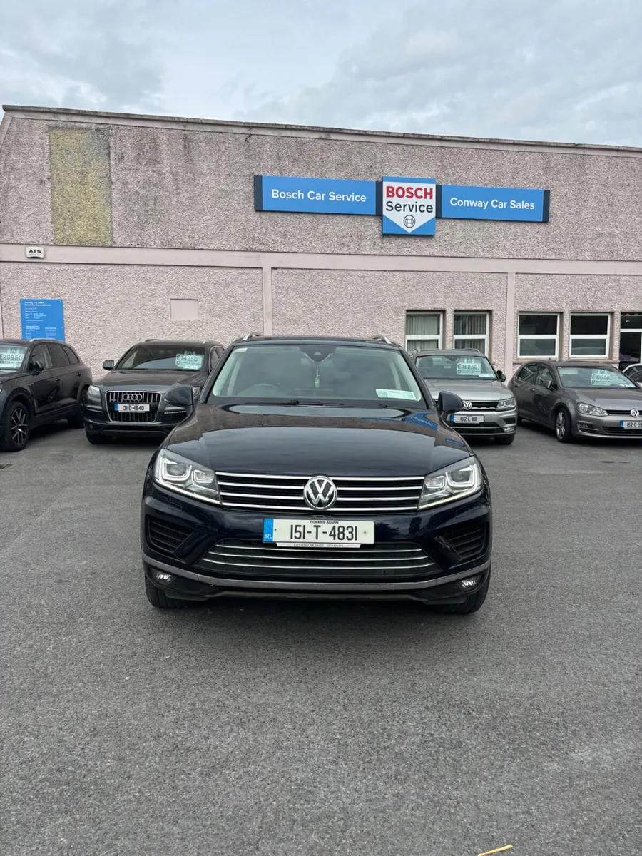 2015 Volkswagen Touareg 3.0 TDI 2 Seat Commercial - Image 2