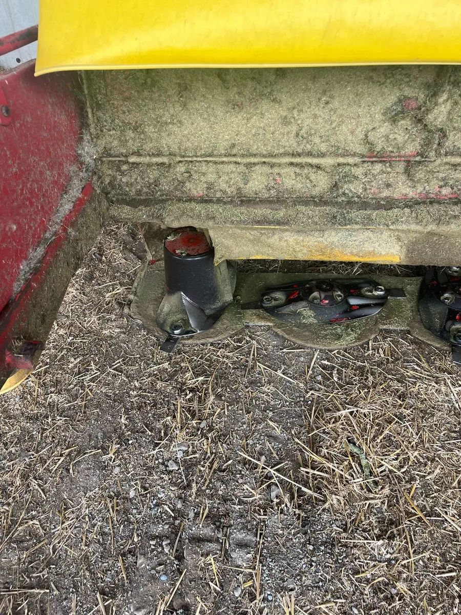 Pottinger 310T 10ft trailed conditioner mower - Image 4