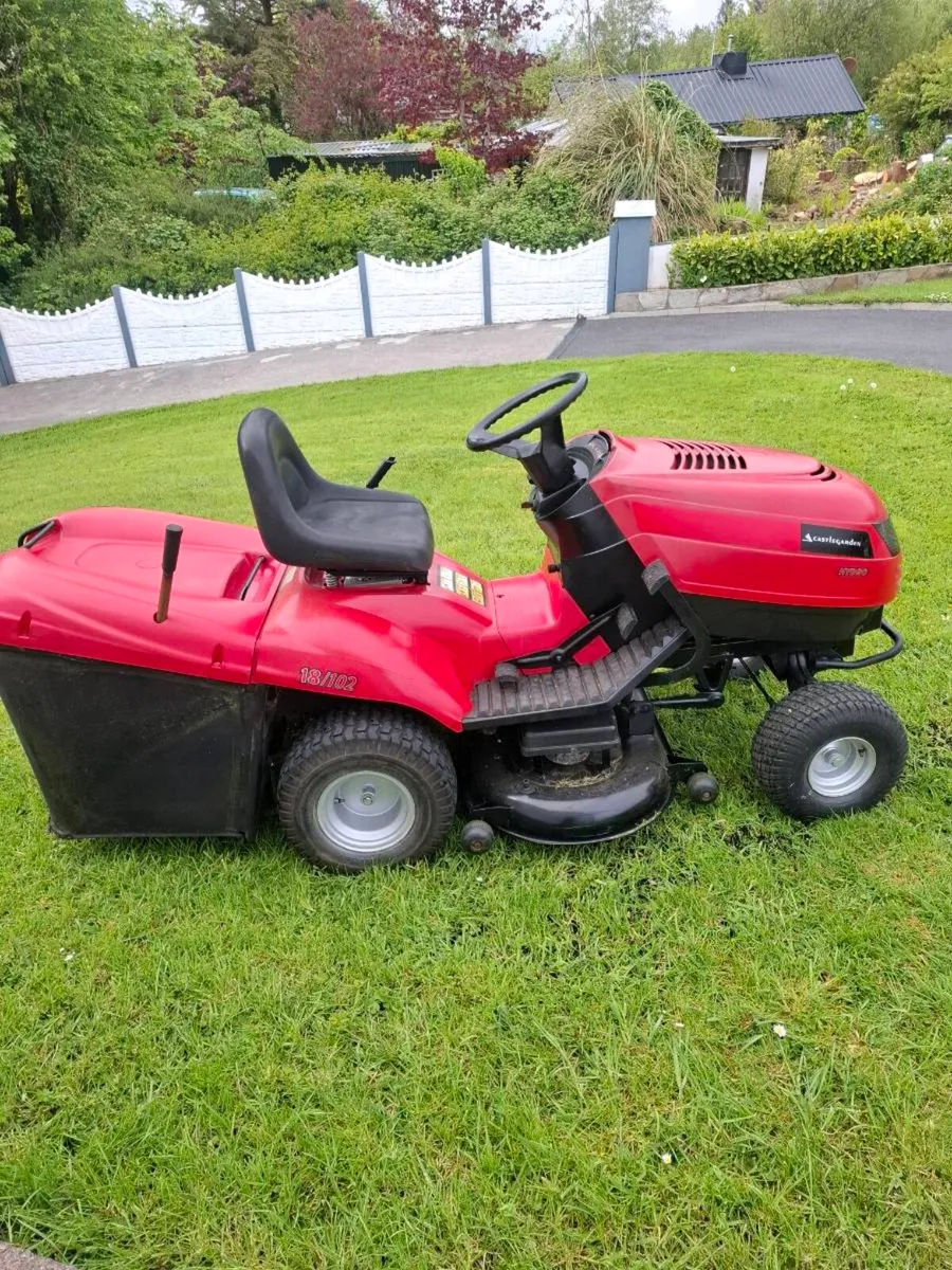 Tractor lawnmower - Image 2