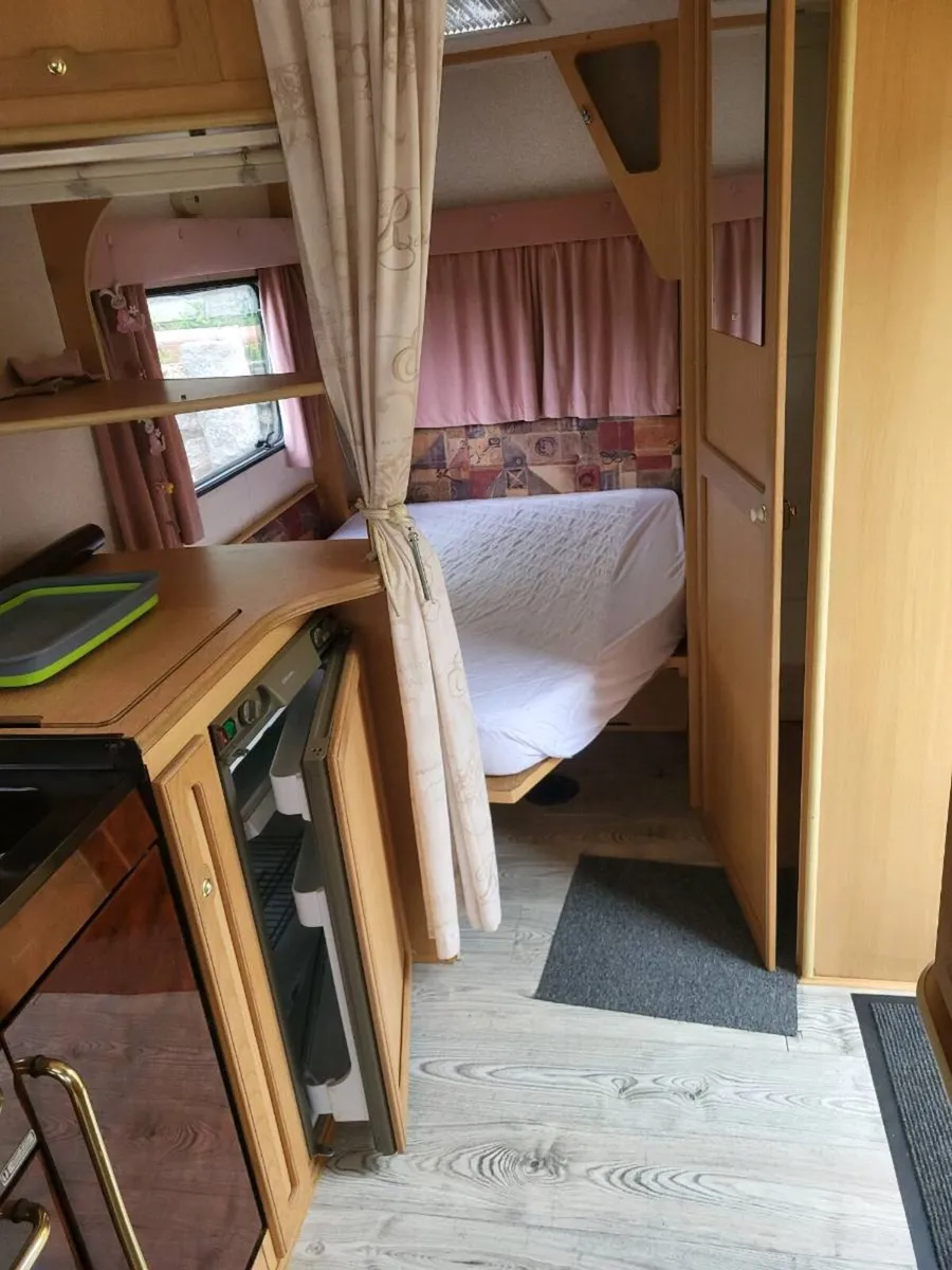Fleetwood heritage caravan - Image 2