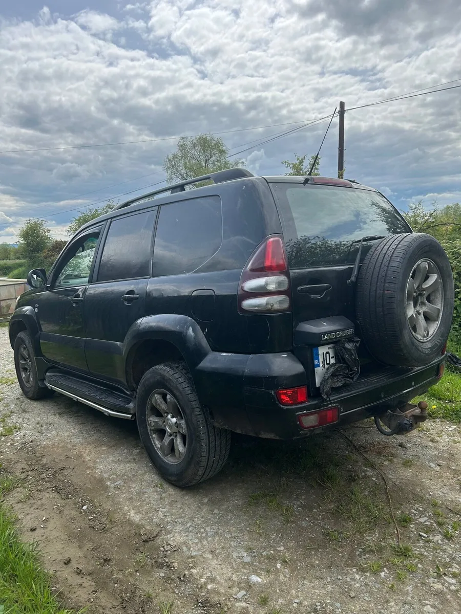 Toyota Land Cruiser 2010 - Image 4