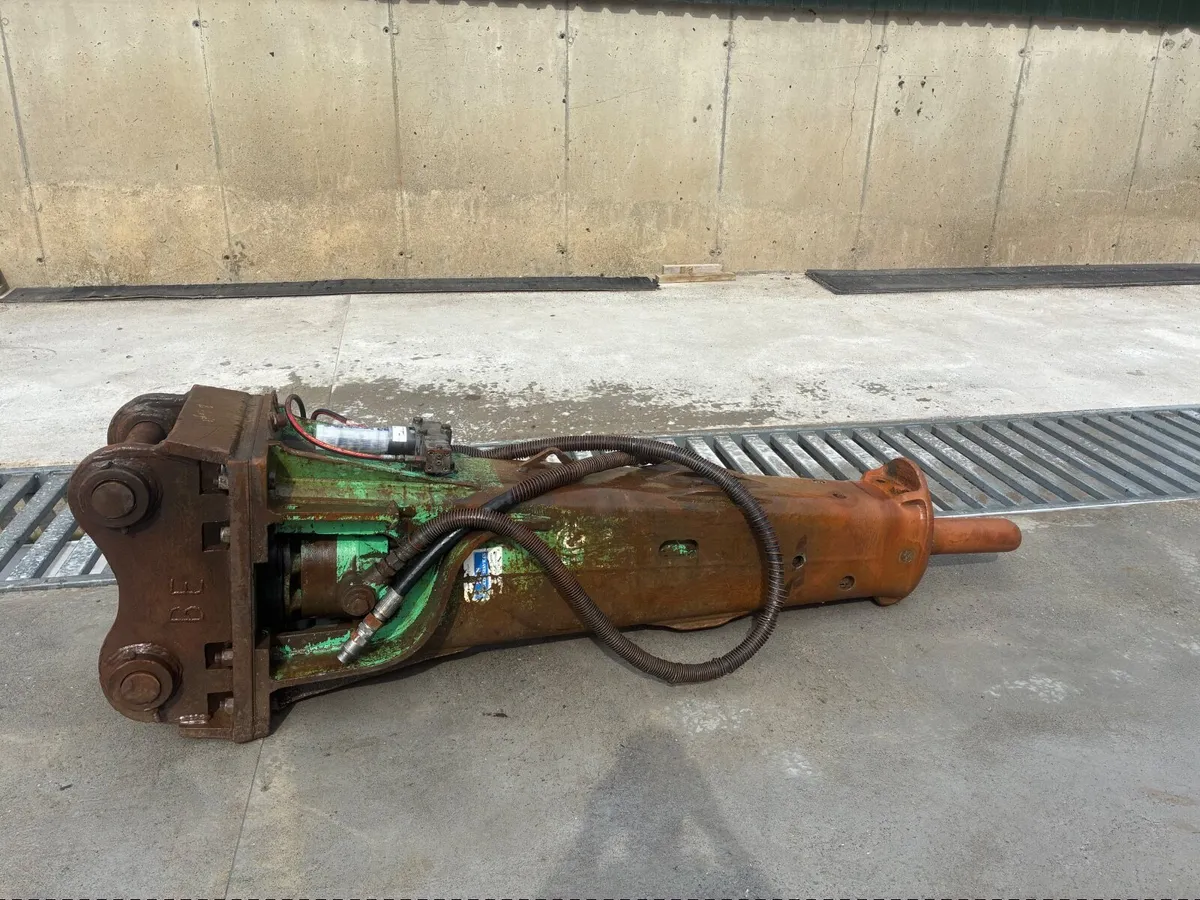 Hammer - Image 1