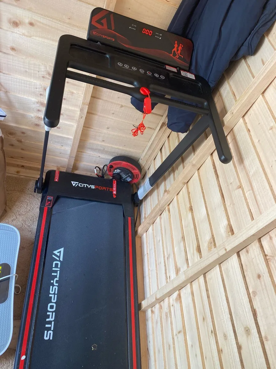 Gym equipment being sold as one lot - Image 2
