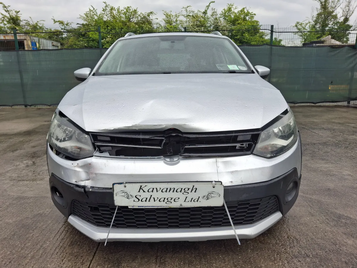 2012 Volkswagen Polo Cross  1.2 Tsi - Image 3