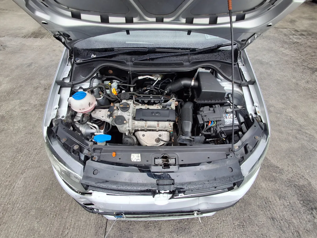2012 Volkswagen Polo Cross  1.2 Tsi - Image 4