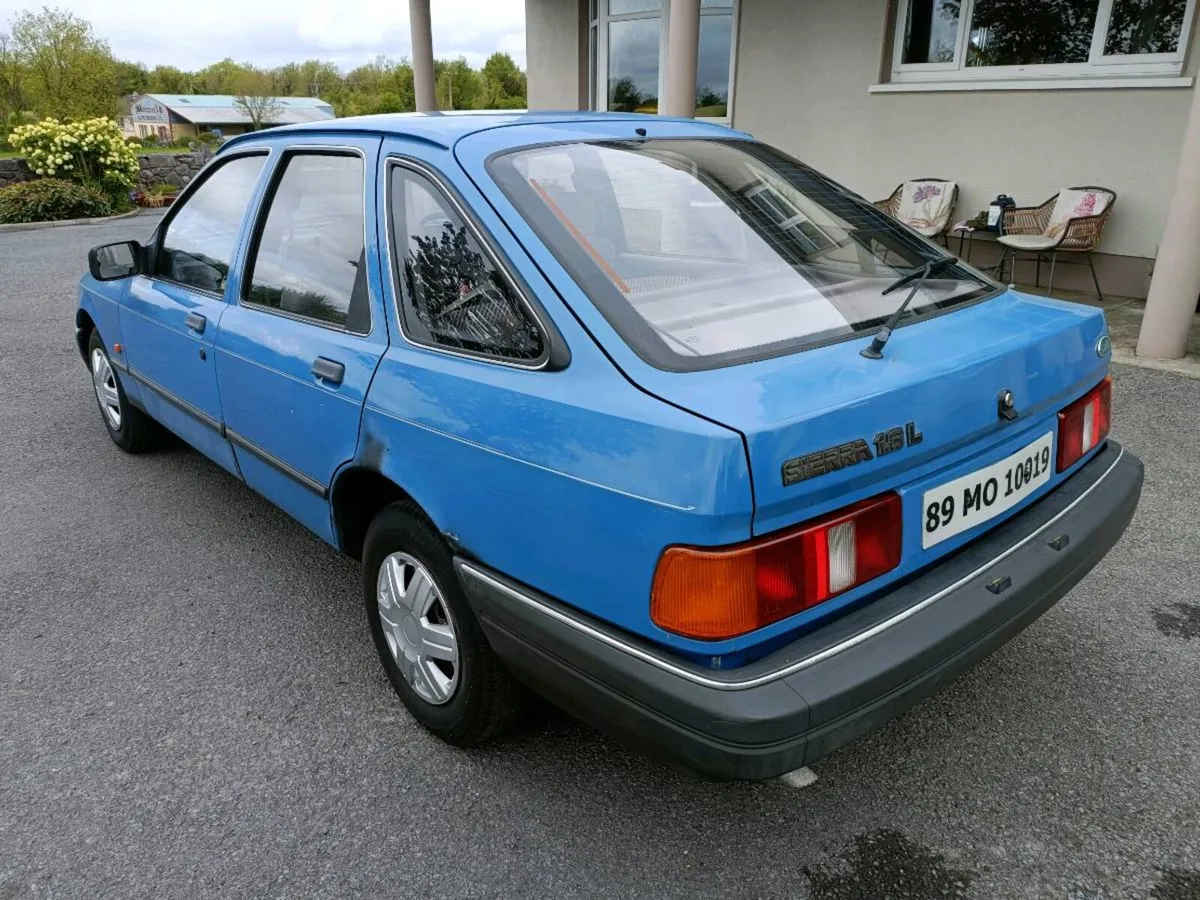 Ford Sierra - Image 4