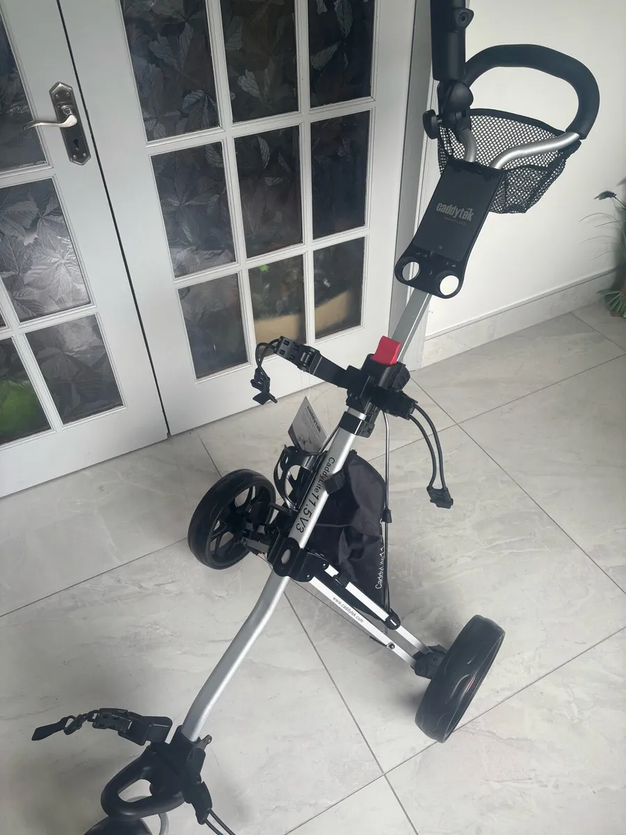 Golf trolley - Image 1