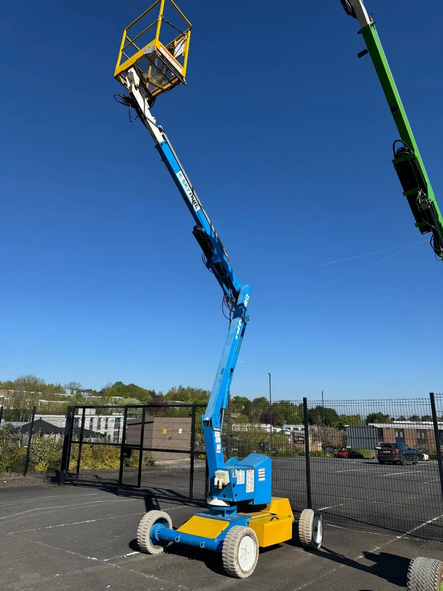 NIFTY HR12 ACCESS PLATFORM - 2007 - Image 1