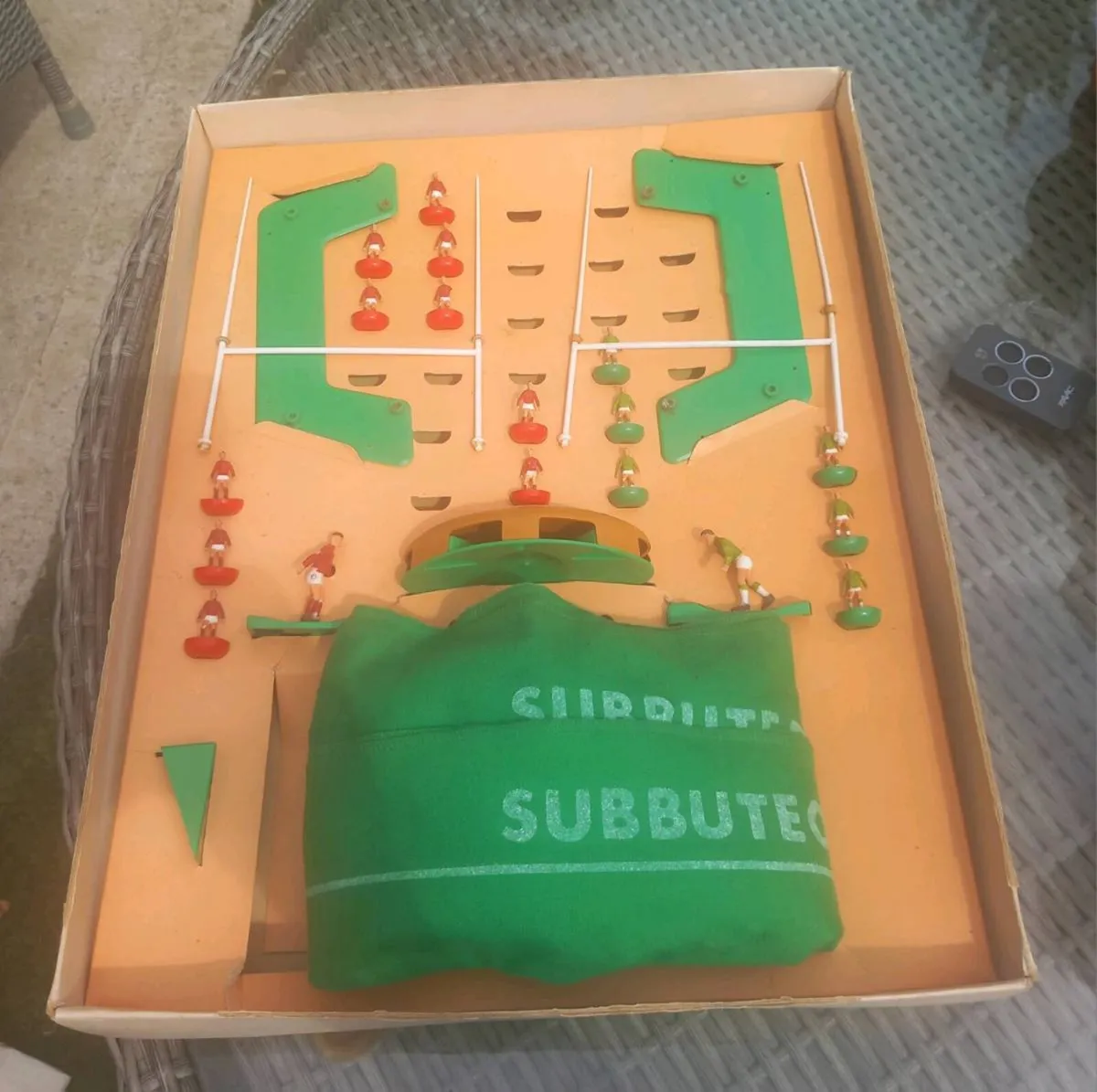 Authentic vintage Subbuteo table rugby D18 - Image 2