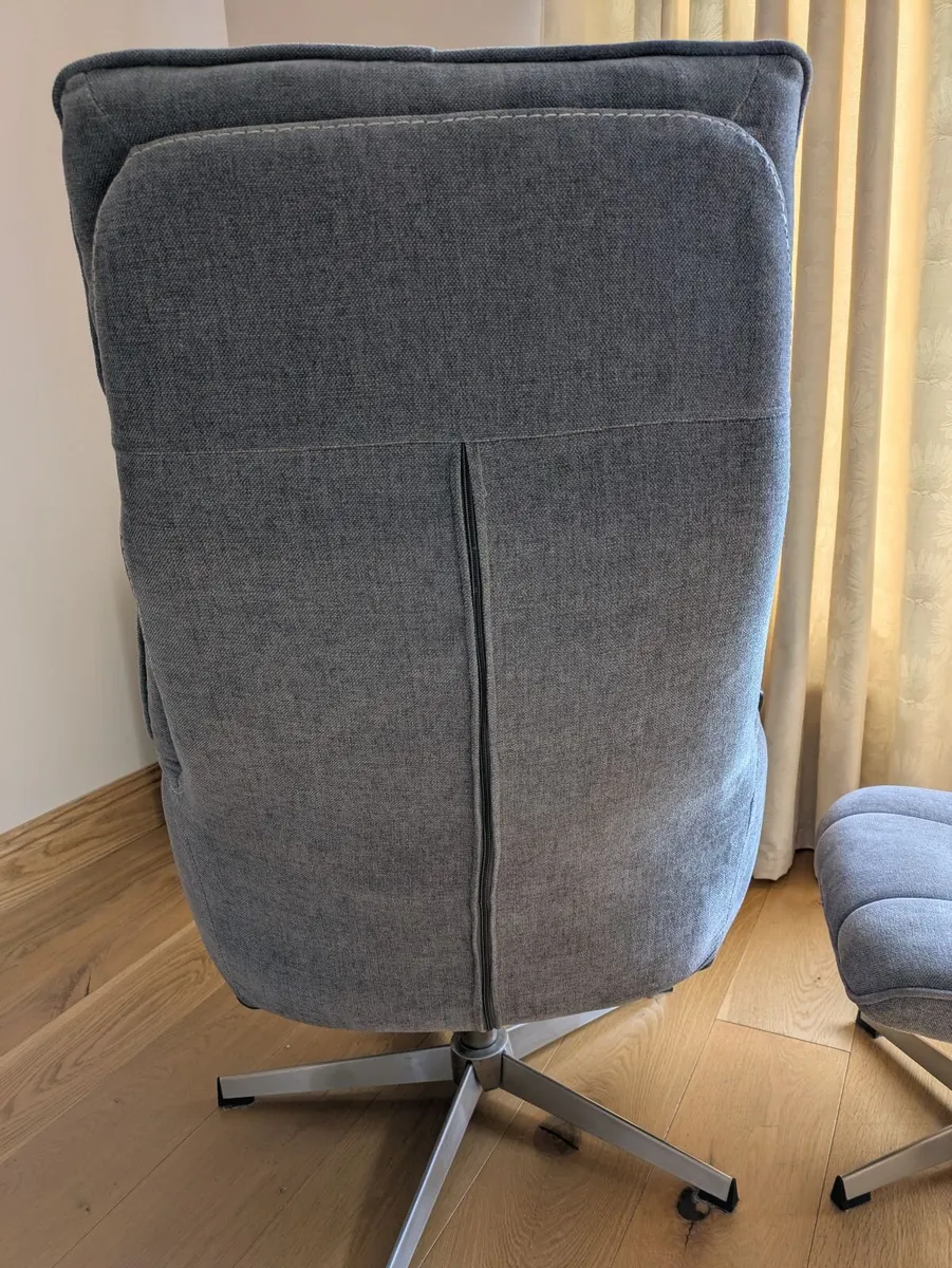 Chair - Image 4